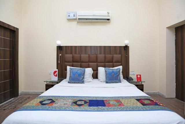 Hotel Whitehouse Ac Family Room Agra  Εξωτερικό φωτογραφία