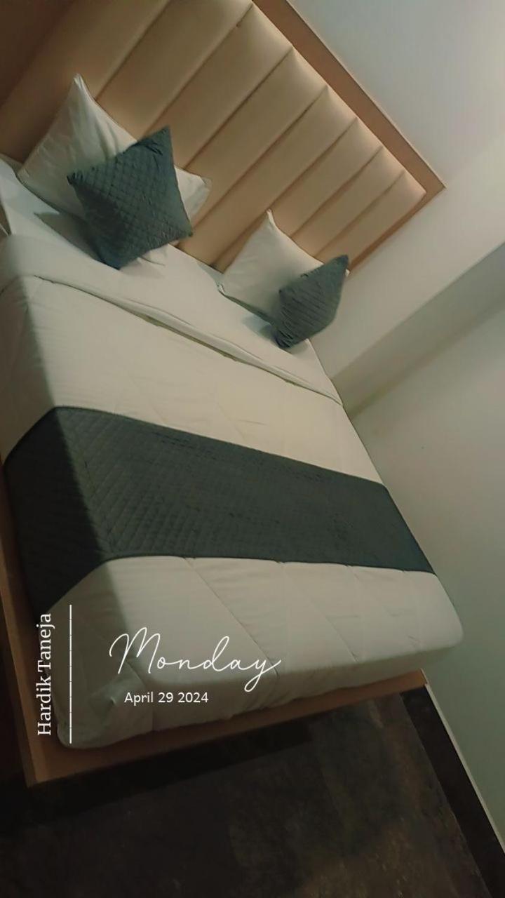 Hotel Whitehouse Ac Family Room Agra  Εξωτερικό φωτογραφία