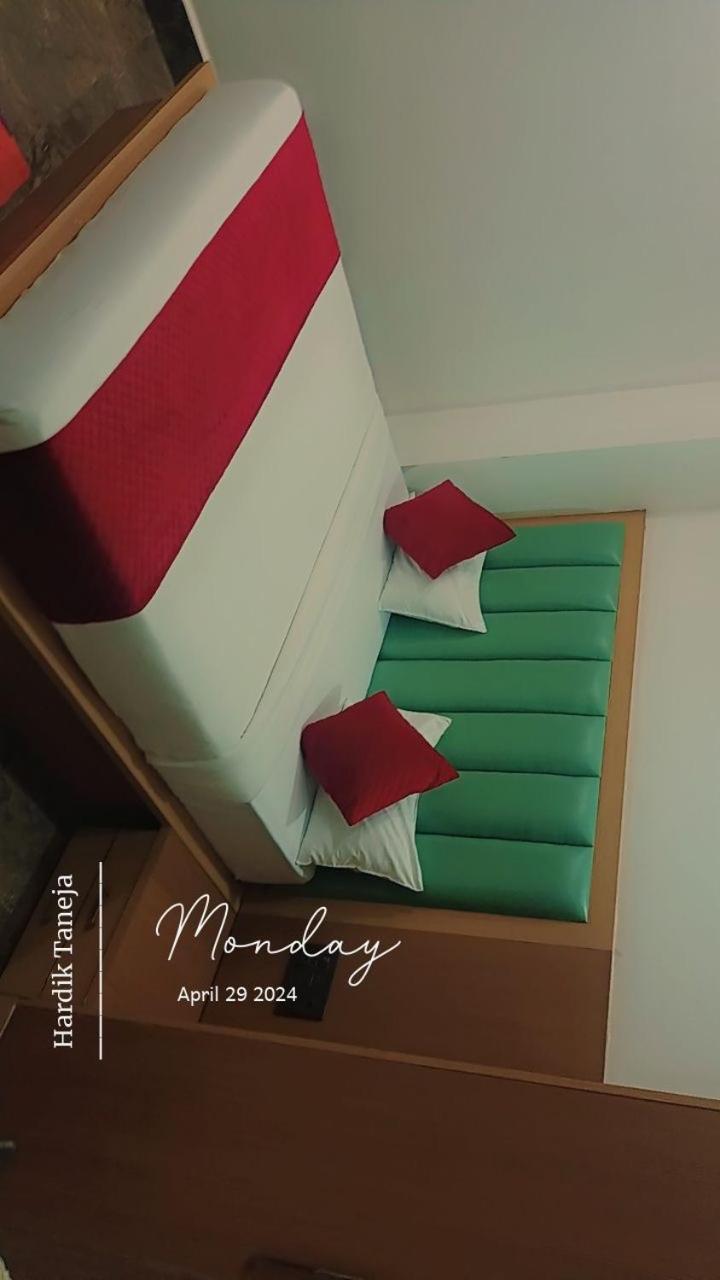 Hotel Whitehouse Ac Family Room Agra  Εξωτερικό φωτογραφία